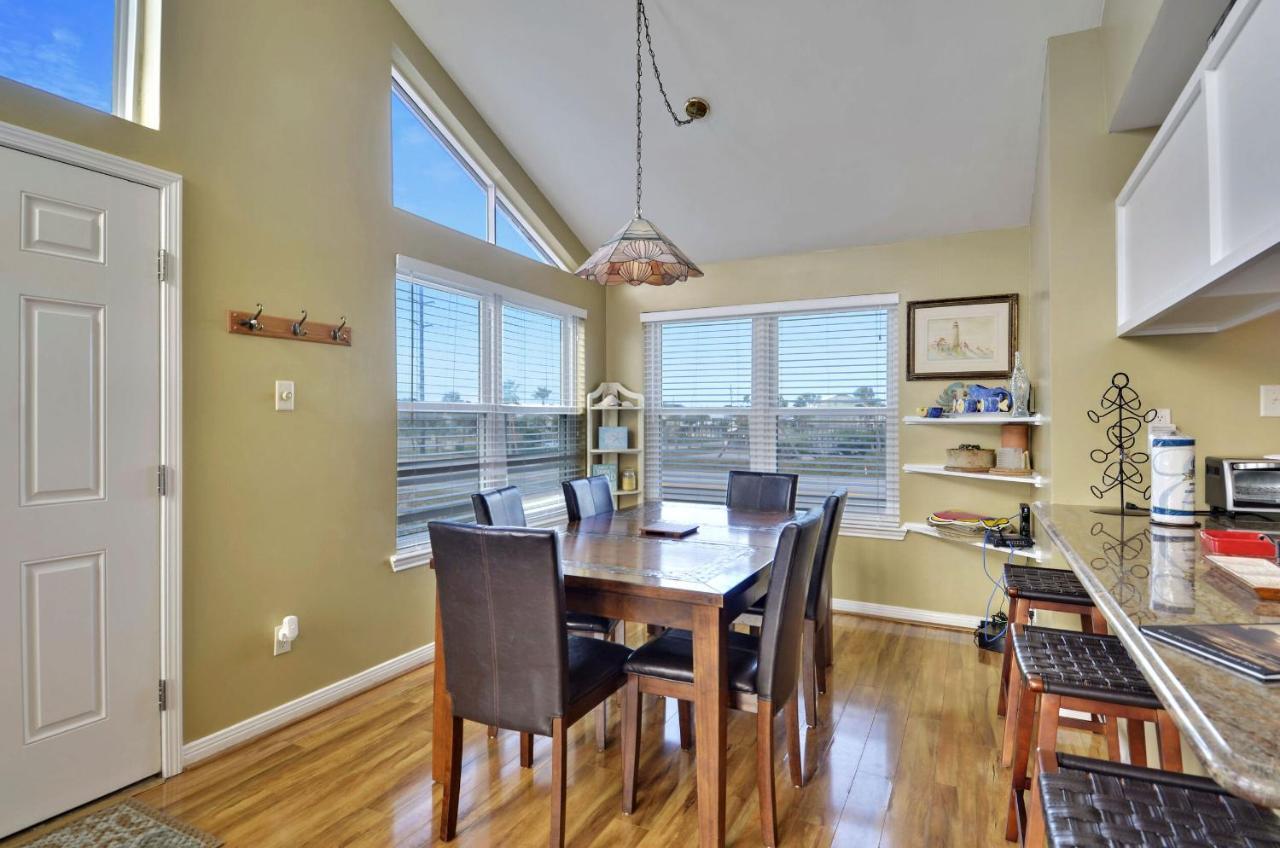 A Sunny Sandbar Galveston Exterior foto